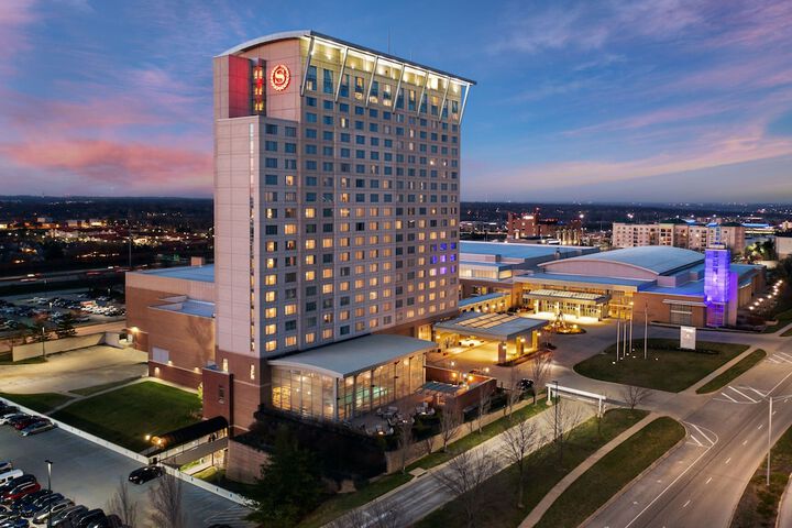 Hotel 2 of 53
