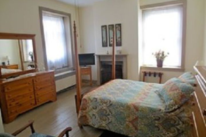 Stoltzfus Bed & Breakfast