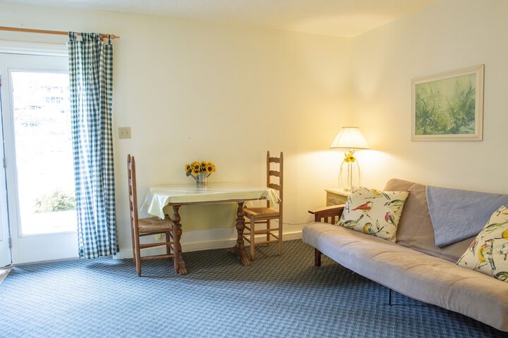 Room 74 of 136