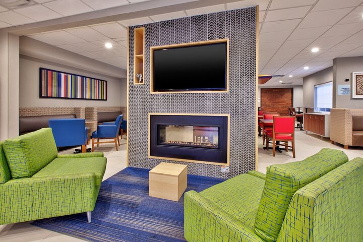 Holiday Inn Express & Suites Absecon-Atlantic City by IHG