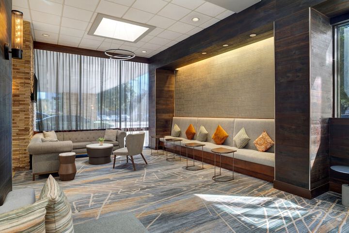 Hotel Interior 14 of 64
