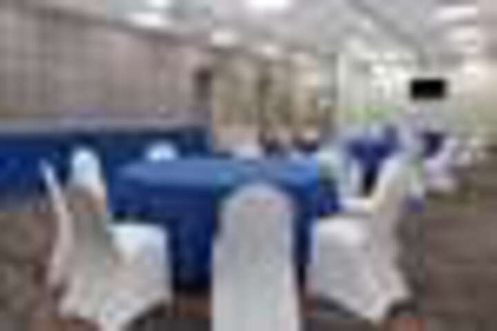 Dining 103 of 160