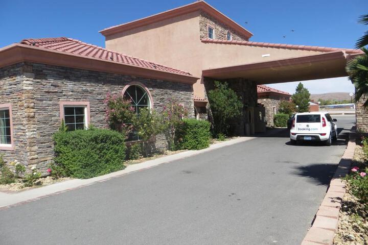 Death Valley Inn
