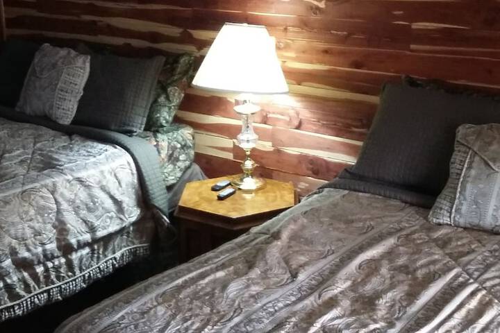Room 13 of 17