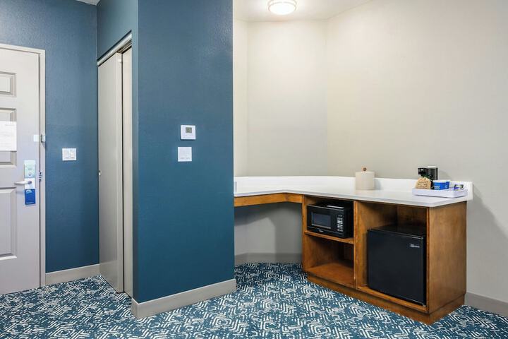 Four Points by Sheraton Bedford Manchester Airport