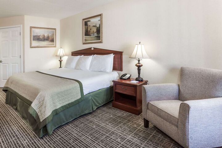 Baymont by Wyndham Hickory
