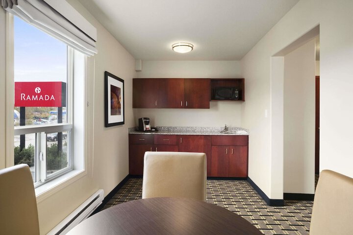 Ramada by Wyndham Edson