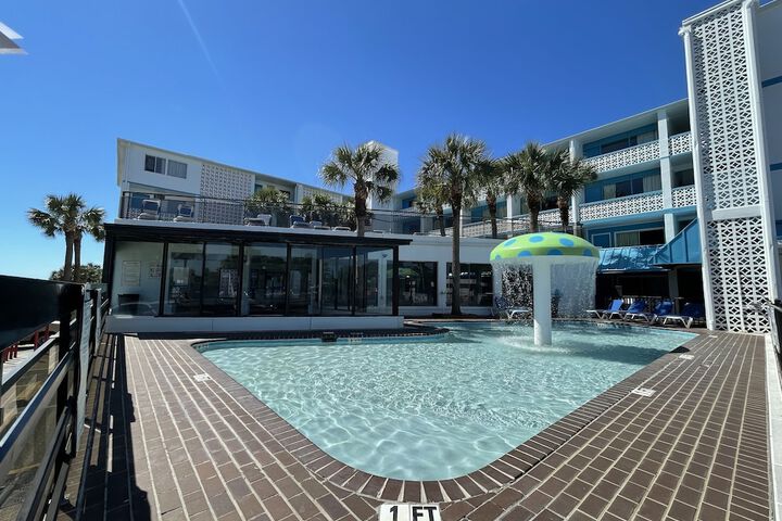Pool 7 of 37