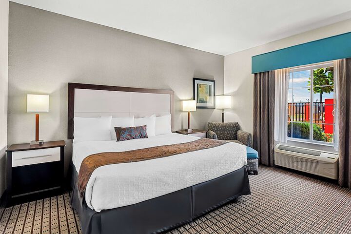 Best Western Plus Magee Inn & Suites
