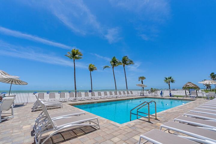 Best Western Plus Beach Resort