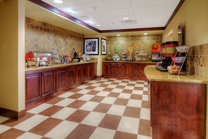 Hampton Inn Suites Altus