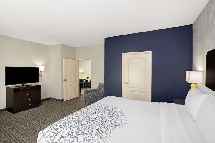 La Quinta Inn & Suites by Wyndham Palestine
