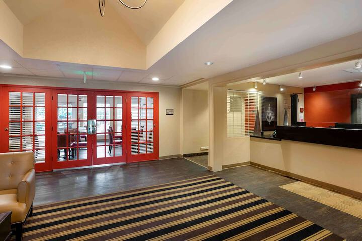 Hotel Interior 12 of 34