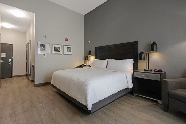 Room 14 of 58