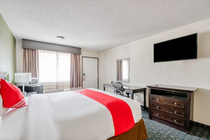 Room 34 of 38