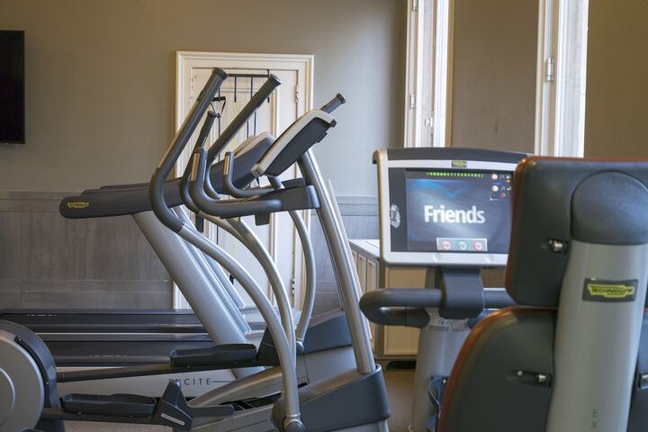 Health and Fitness 63 of 68