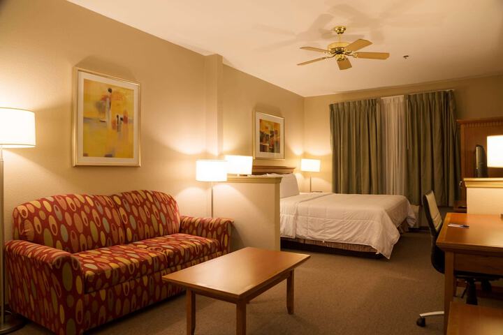 Room 29 of 49