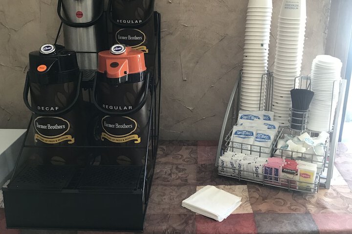Breakfast/Coffee Service 23 of 24