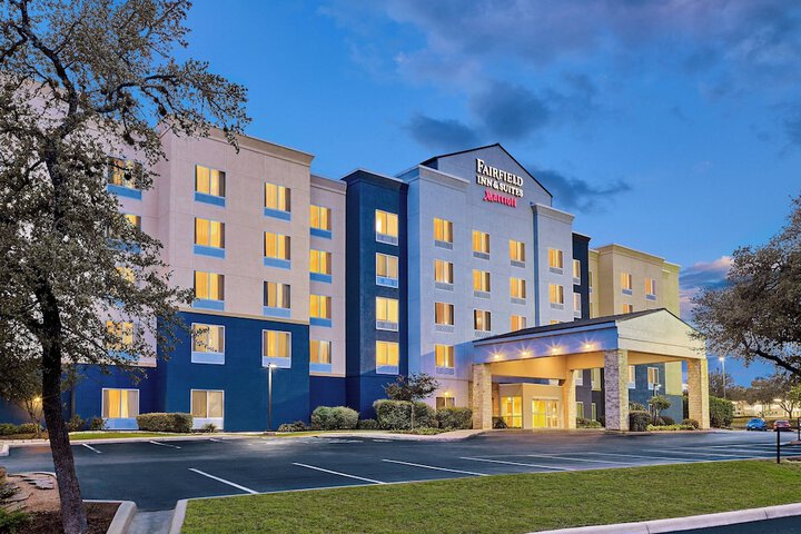Fairfield Inn & Suites by Marriott San Antonio NE / Schertz
