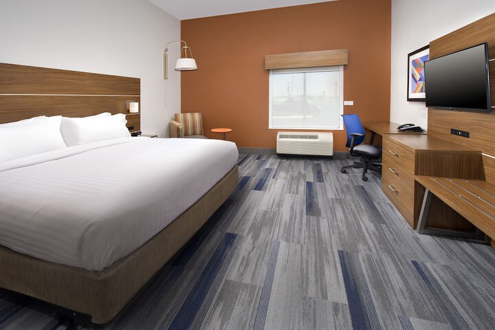 Holiday Inn Express & Suites New Braunfels by IHG
