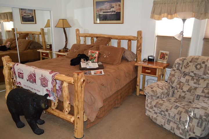 Room 17 of 35