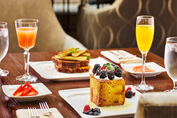 Breakfast/Coffee Service 114 of 136