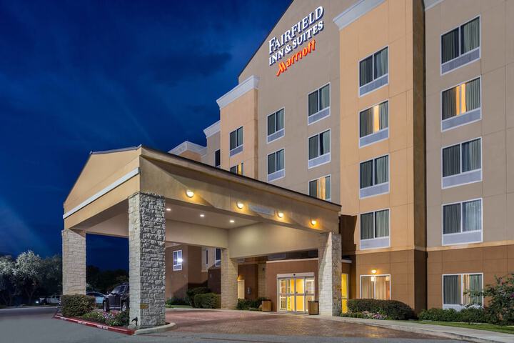 Fairfield Inn & Suites by Marriott San Antonio NE / Schertz
