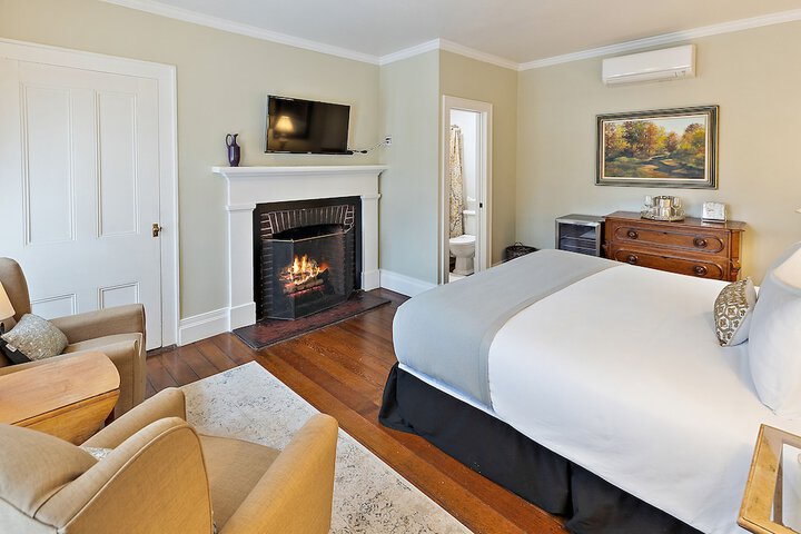McCully House Inn
