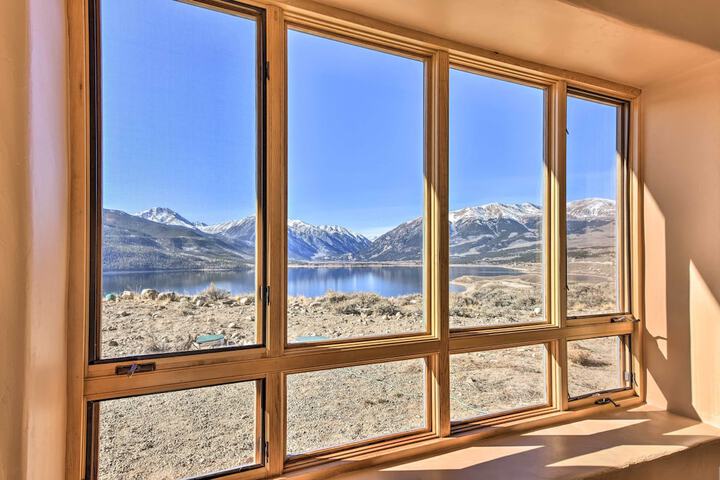 Luxe Twin Lakes House w / Mountain & Lake Views!
