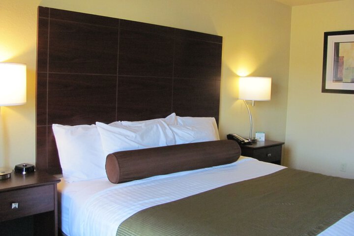 Room 38 of 53