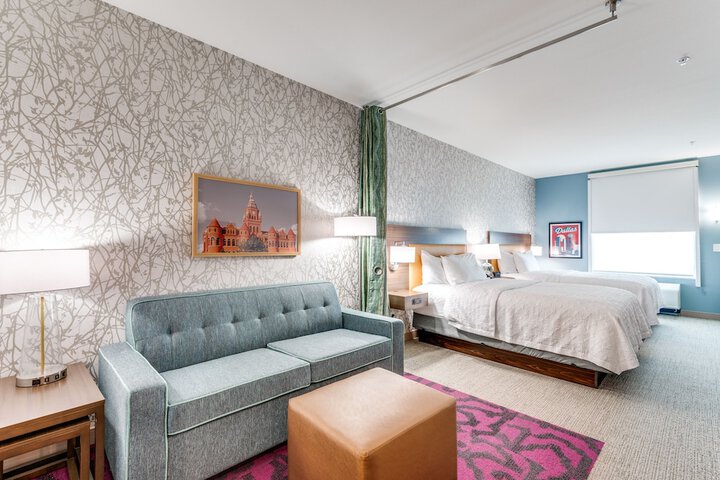 Room 12 of 26