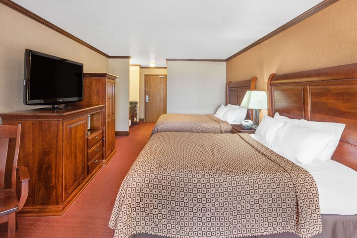Room 21 of 27
