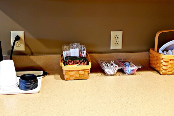 Breakfast/Coffee Service 81 of 91