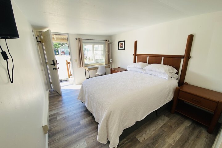 Raines Resort Cabins & RV