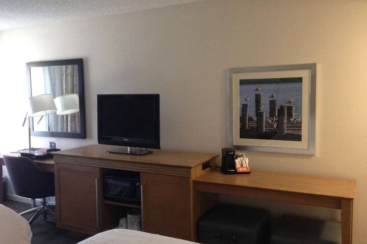 Room 18 of 23