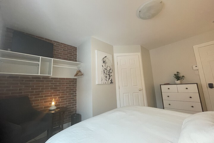 Room 46 of 60