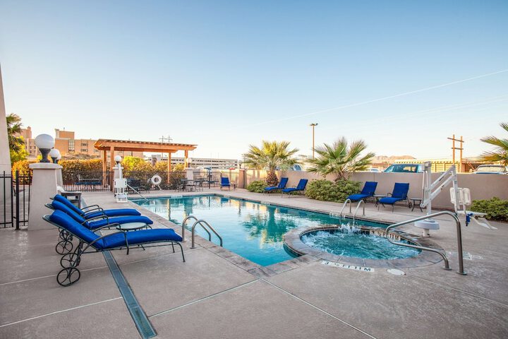 Pool 4 of 39
