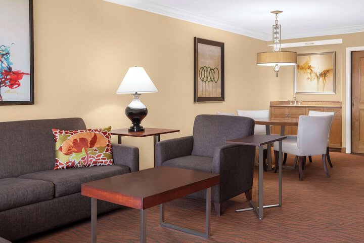 Hilton Orange County / Costa Mesa