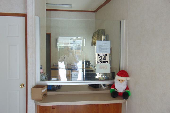 Hotel Interior 7 of 40