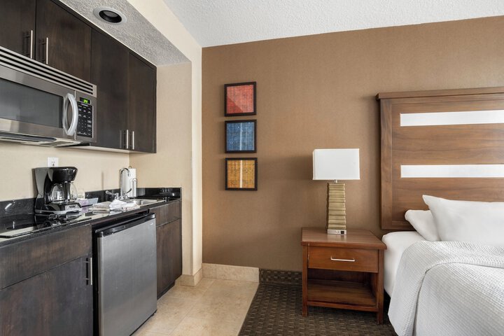 Room 107 of 130
