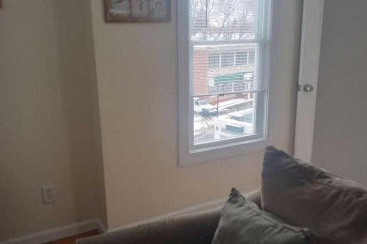godlyone bedroom free parking