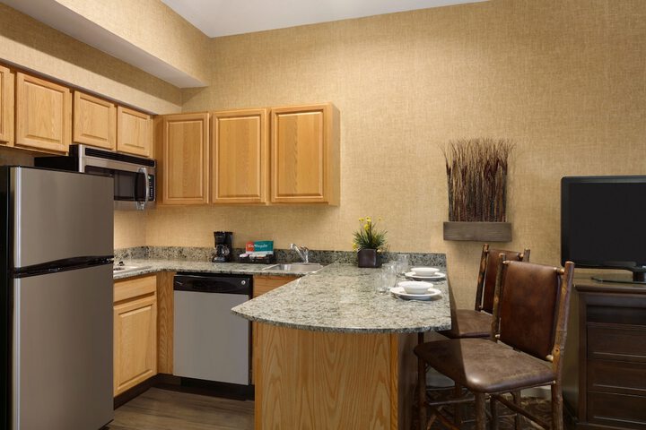 Homewood Suites by Hilton Syracuse / Liverpool