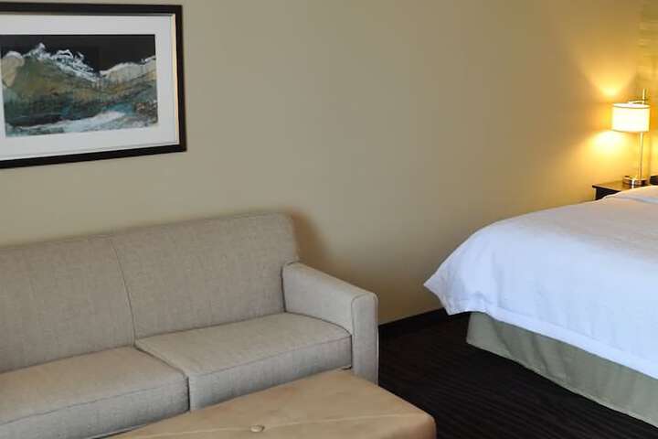Room 11 of 51