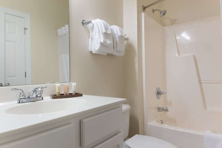 Room 16 of 19
