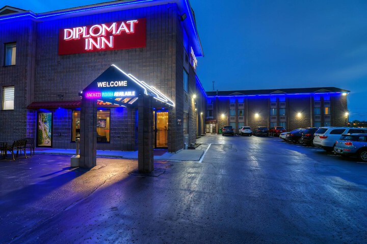 Hotel 3 of 81