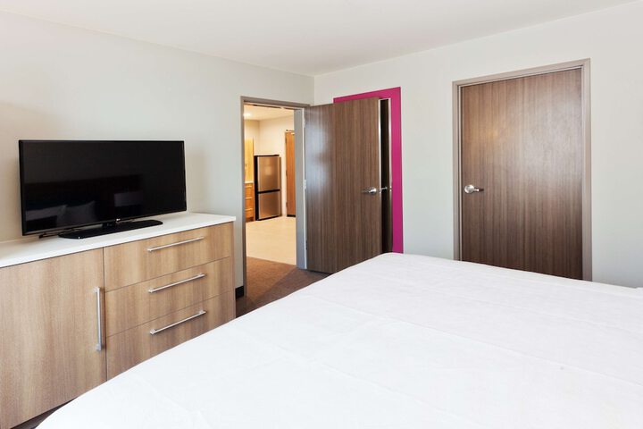 Room 26 of 42