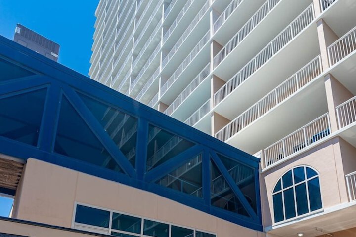 Hotel 2 of 40