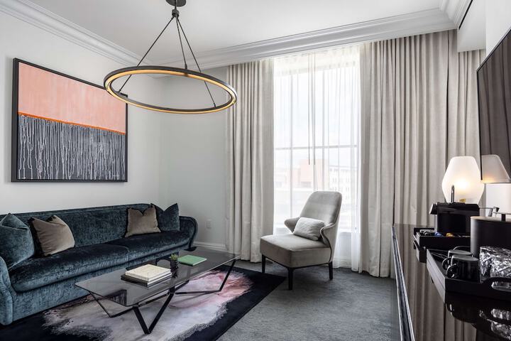 Room 50 of 68
