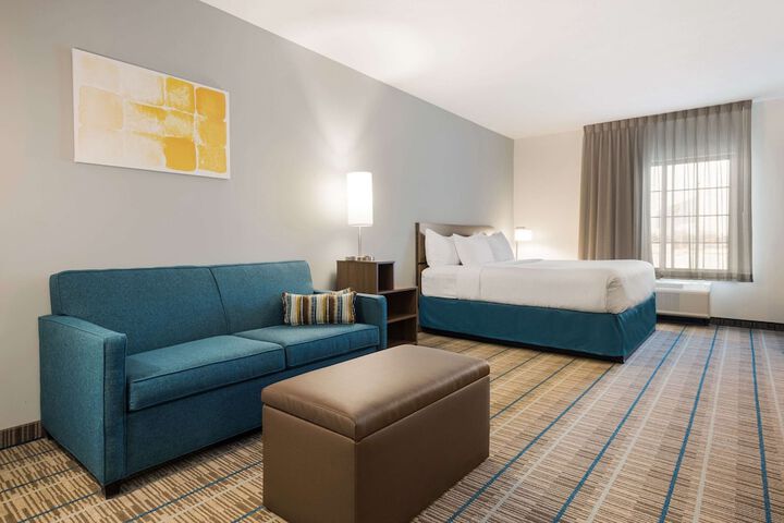 Room 21 of 34