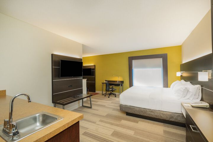 Holiday Inn Express Bloomsburg by IHG